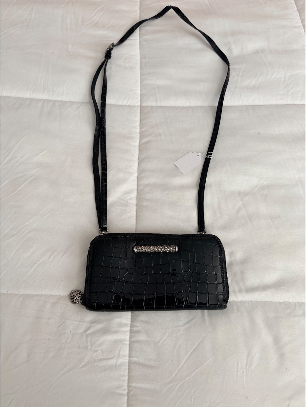 Unknown Black Crocodile Pattern Crossbody Wallet with Silver
